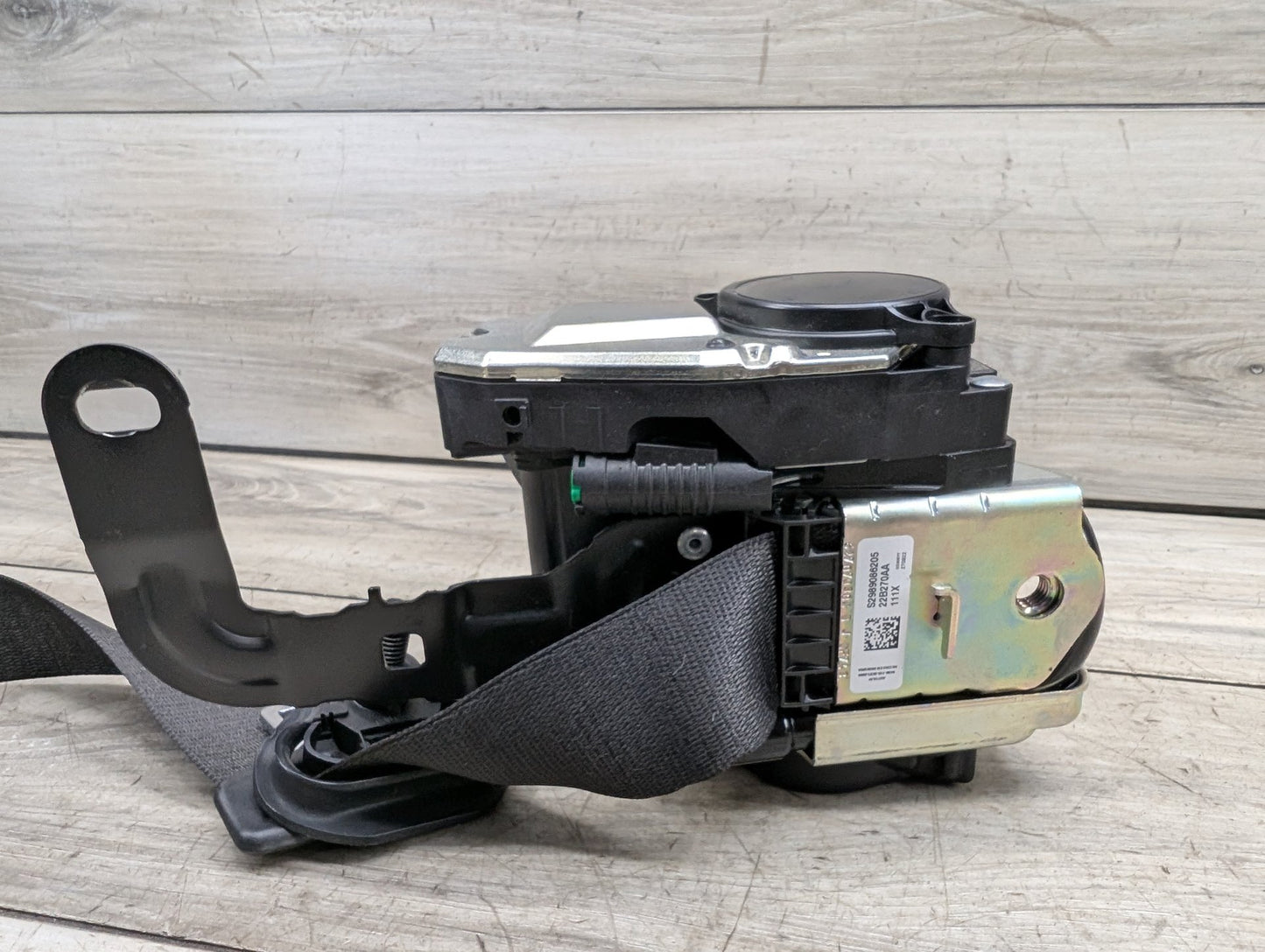 2021-2026 BMW 430i G22 Front Right Passenger Seatbelt Seat Belt Retractor 9890862