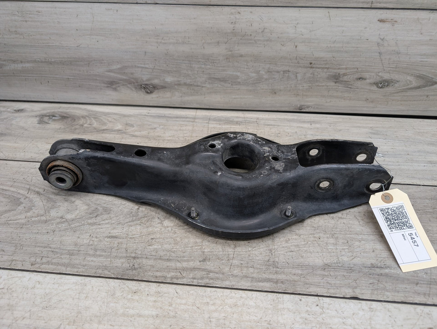 2012-2018 BMW 340i F30 Rear Left Driver Control Arm 6867540