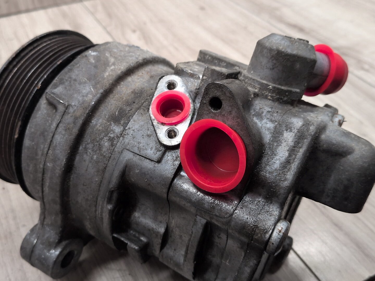 14-19 OEM BMW F15 F16 F85 F86 X5 X5M Engine N63 S63 Power Steering Pump w Pulley