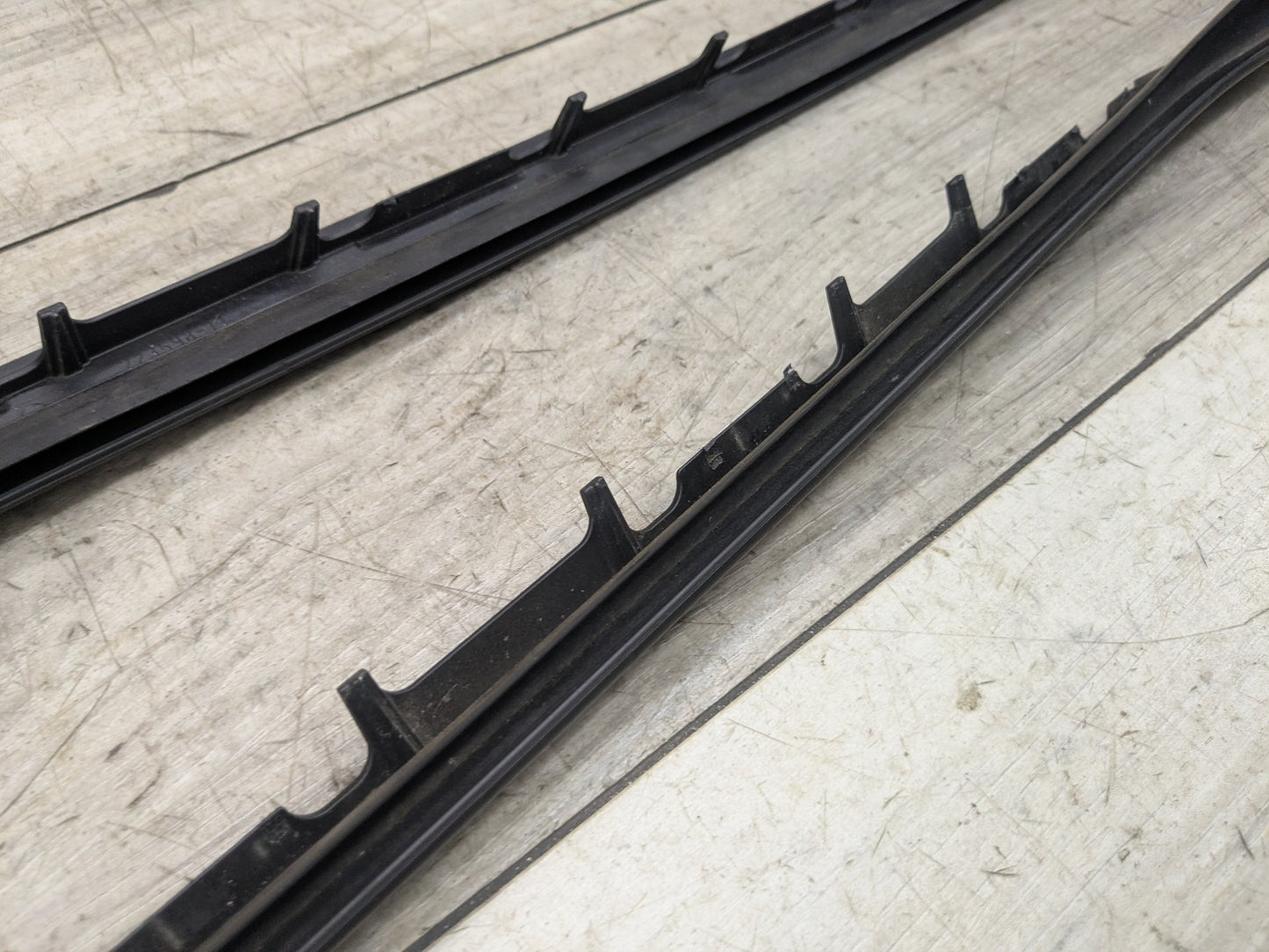 2018 - 2023 BMW X3 G01 Front Left Right Side Windshield Drip Trim Molding SET 7399031 B58B30M0