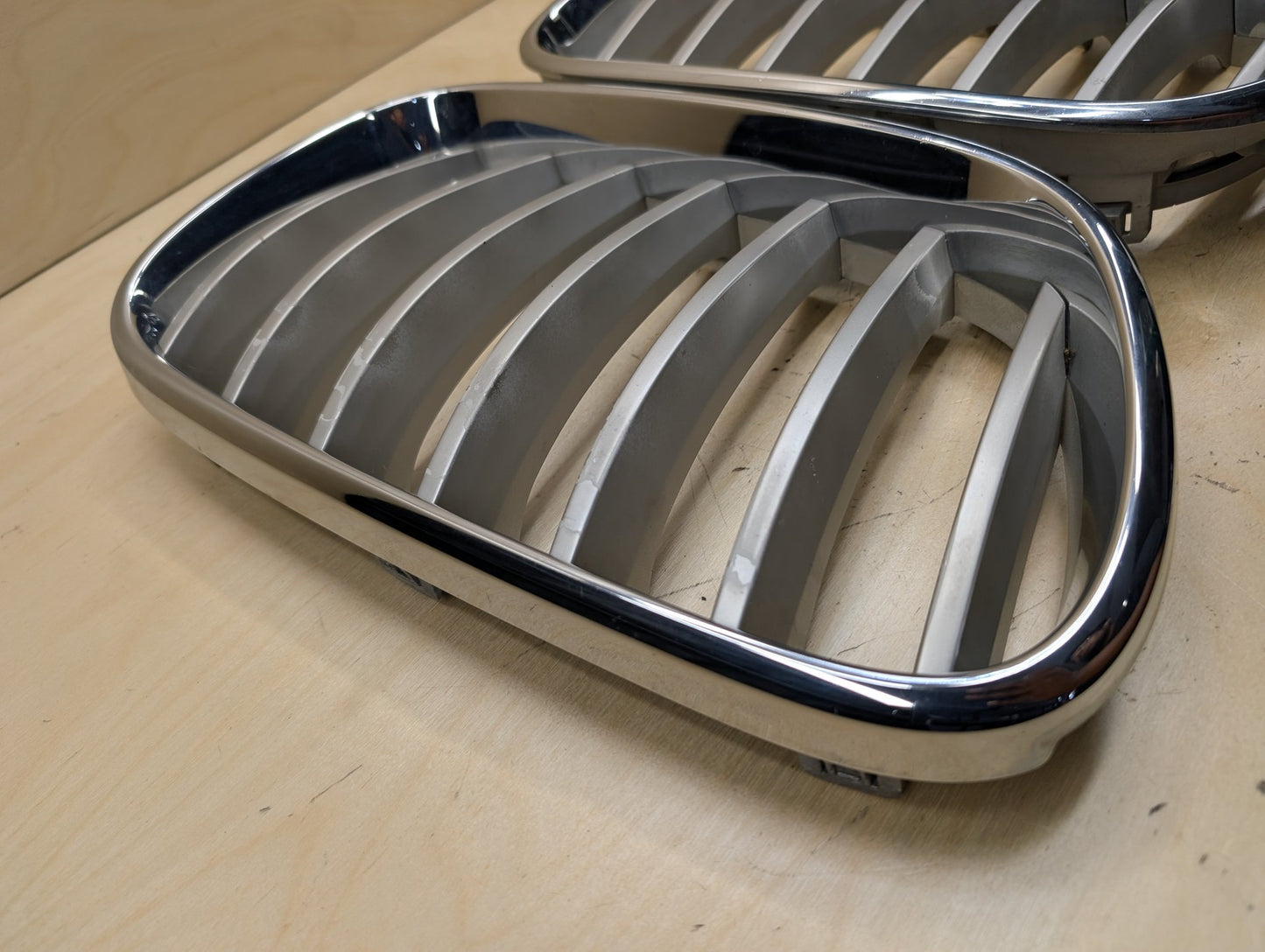 2011-2016 BMW X3 F25 Front Left Right Upper Bumper Cover Kidney Grilles SET 7210725