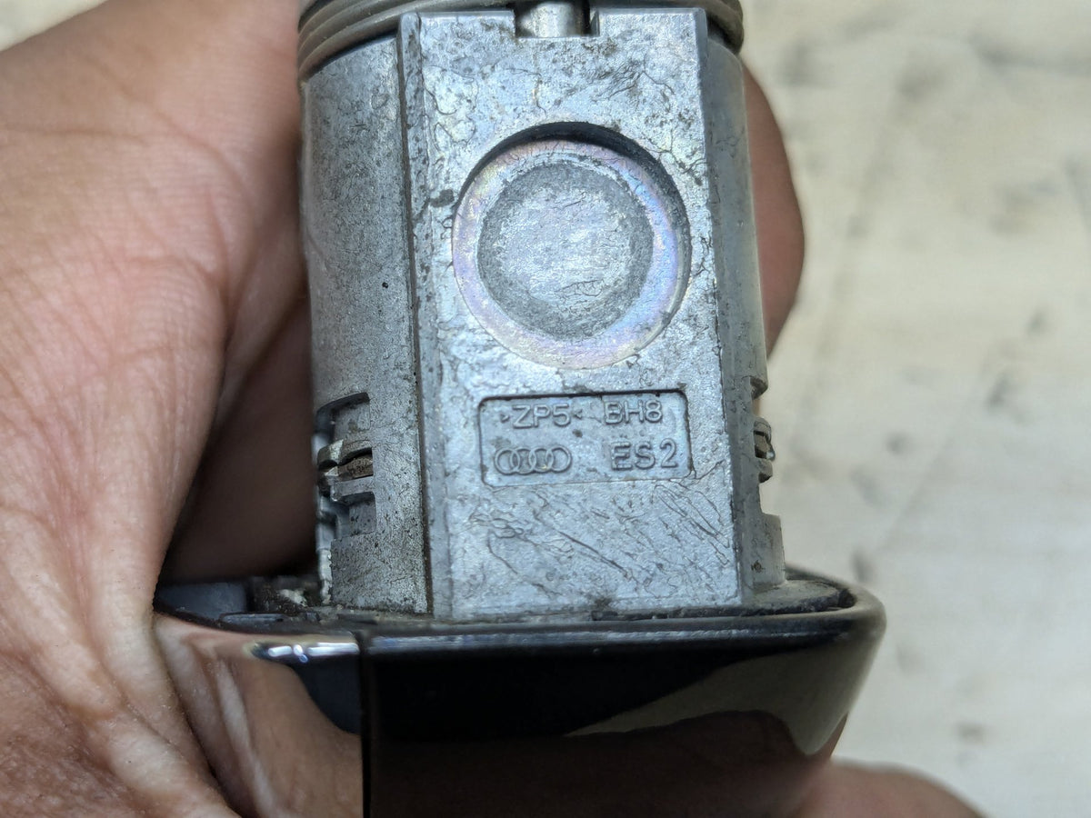2012-2018 Audi A6 C7 Front Left Driver Key Lock Mechanism w/ Key f107837167BN