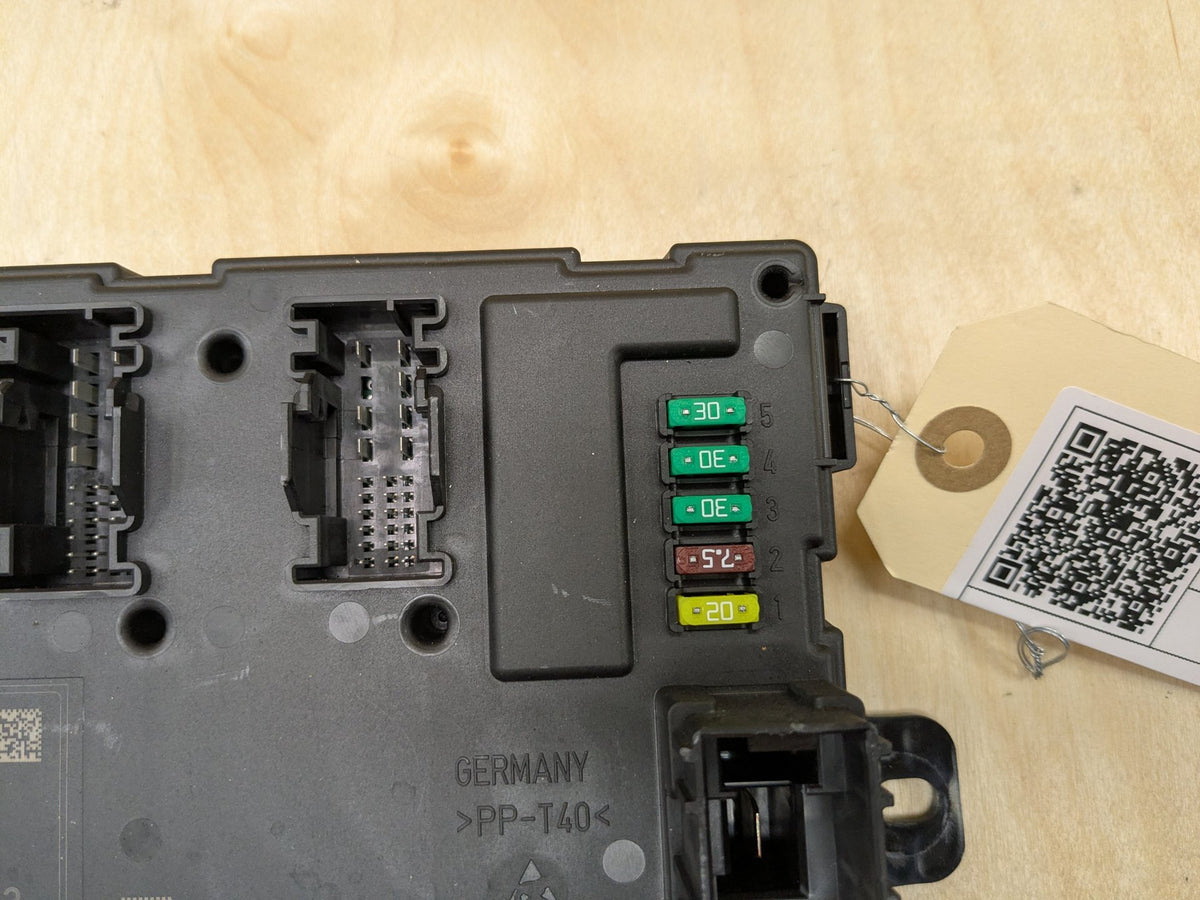 OEM BMW F30 F32 F36 F80 F82 REM Rear Body Control Unit Electronic Module BCM Box