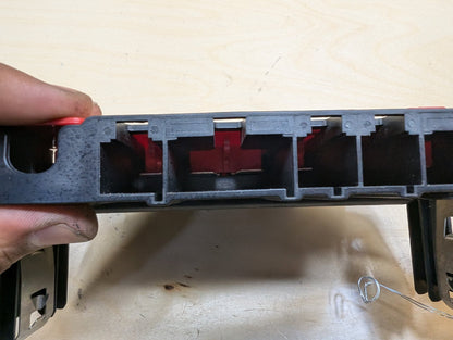 OEM BMW E82 E88 E90 E92 Battery Power Junction Distribution Fuse Box Voltage