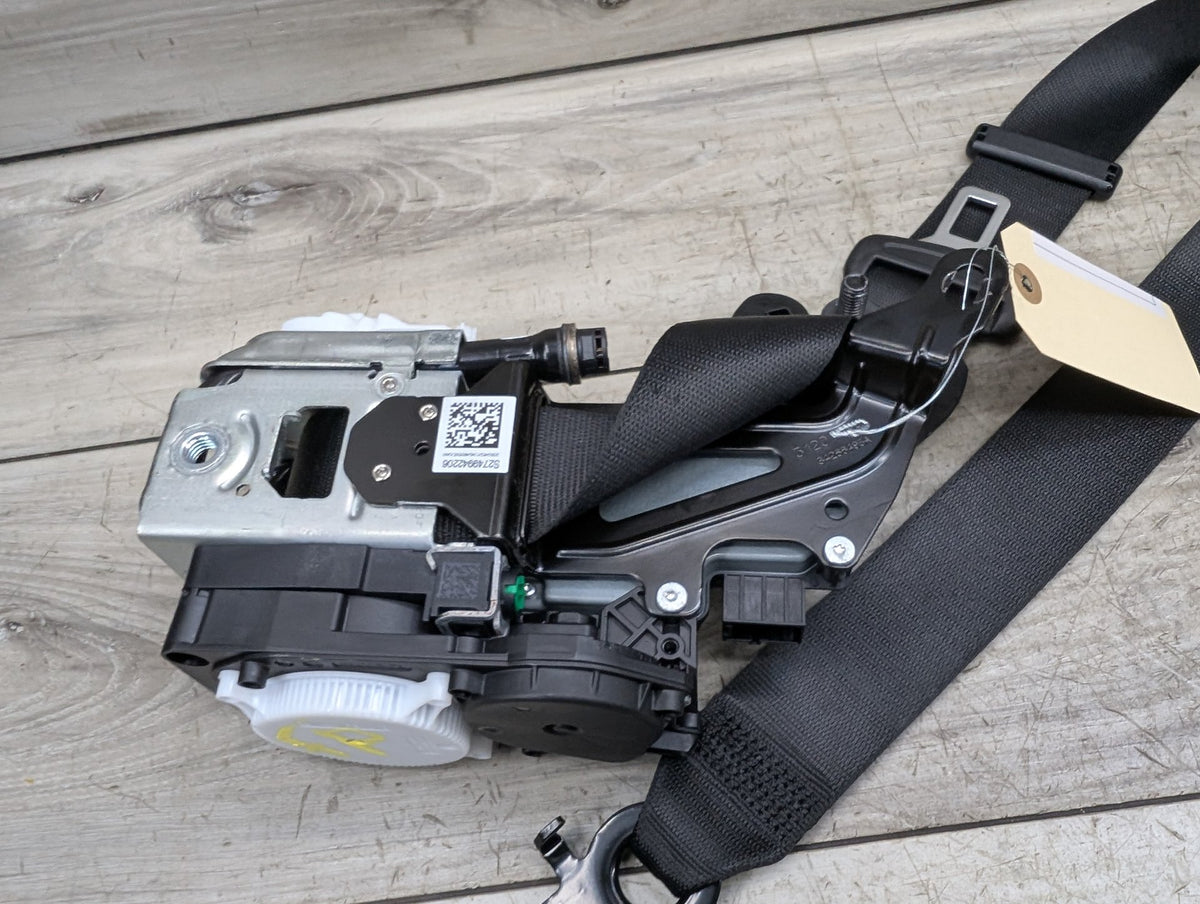 19-20 OEM BMW F95 G05 X5 X6 X7 Front Right Passenger Seat Belt Retractor Black