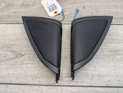 17-23 BMW 530i G30 Front Left Right Door Triangle Corner Speaker Assemblys SET 9354083