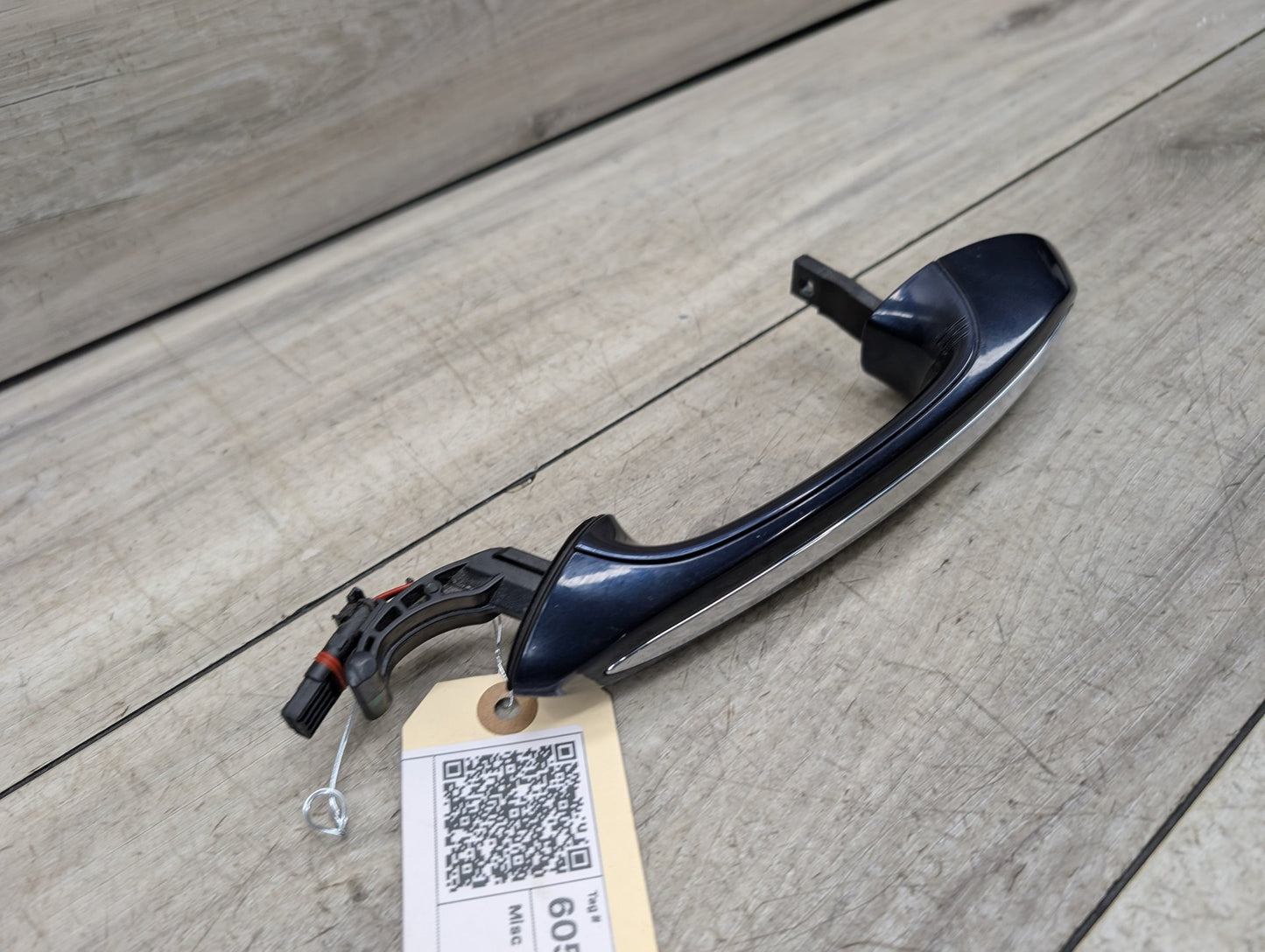 17-22 OEM BMW G30 F90 M5 COMFORT ACCESS Rear Left Door Handle Blue A89