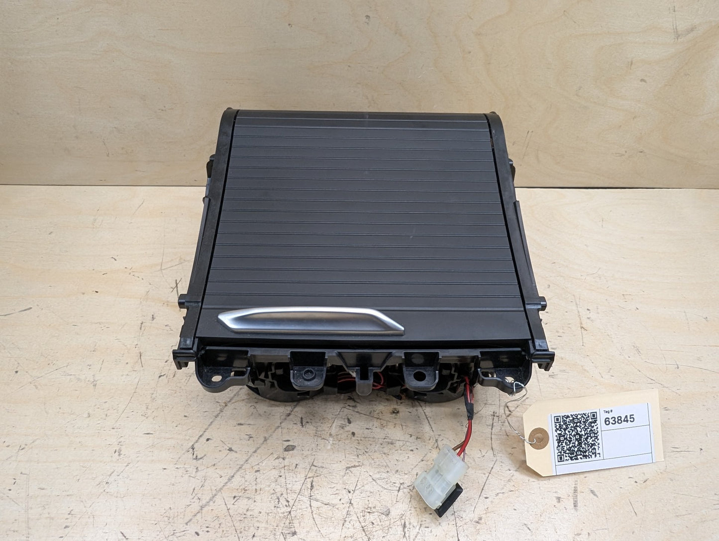 2018-2024 BMW X3 G01 Center Console Cup Holder 9363802