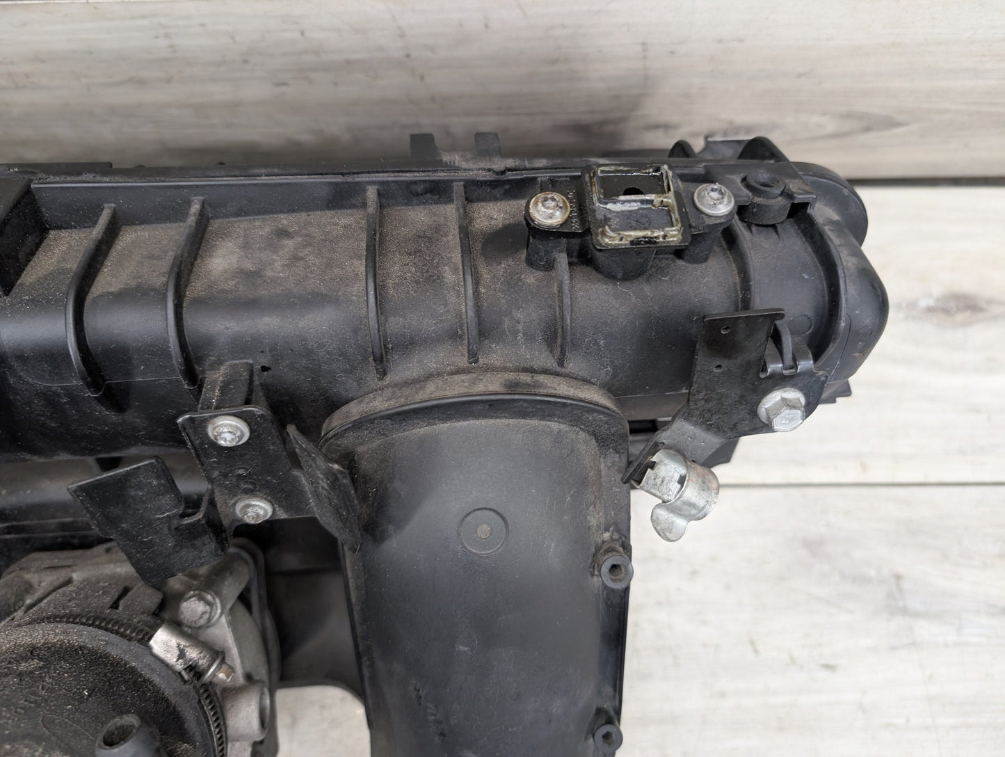 OEM BMW E70 E82 E88 E90 E92 E93 Engine N52 Intake Manifold w/ Throttle Body