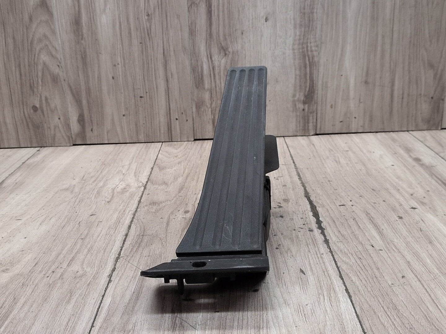OEM BMW F15 F22 F25 F30 F36 F80 G01 G05 G20 X3 X5 Accelerator Throttle Gas Pedal