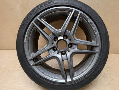 OEM Mercedes W207 E300 E400 E550 AMG Rear Wheel Rim 18x8.5 ET48 5 Double Spoke