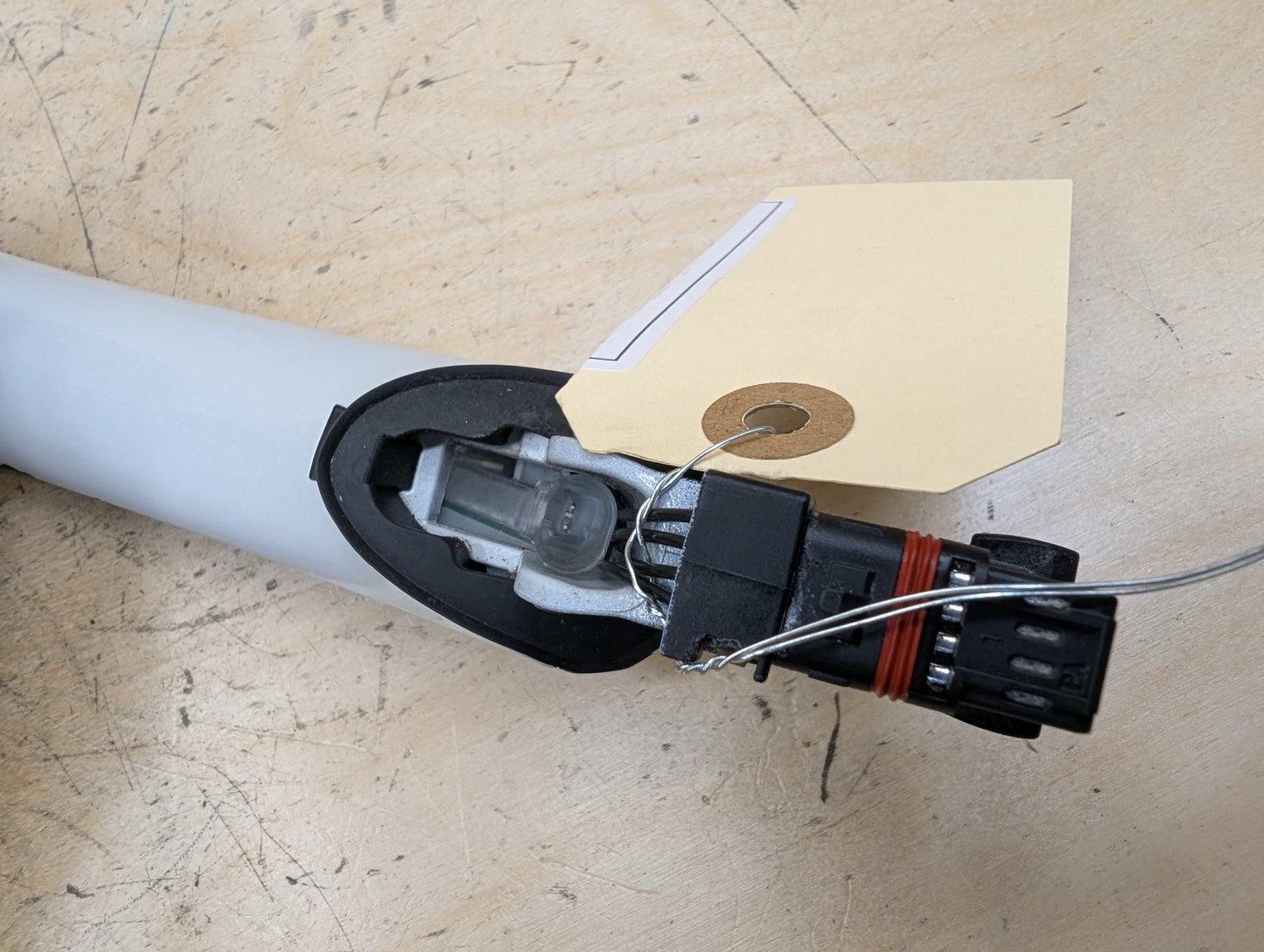 2016-2022 BMW 750i G12 Front or Rear Right Passenger Exterior Door Handle w/ Comfort Access 7411040