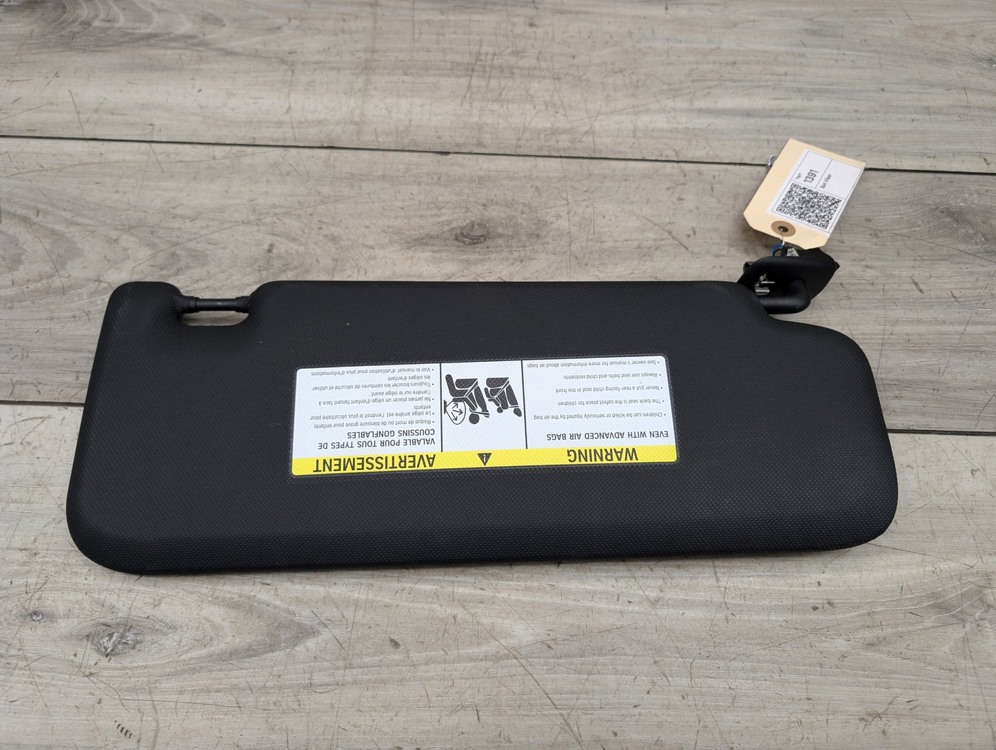 2018 - 2023 BMW X3 G01 Front Left Driver Sun Visor 8071073 B58B30M0