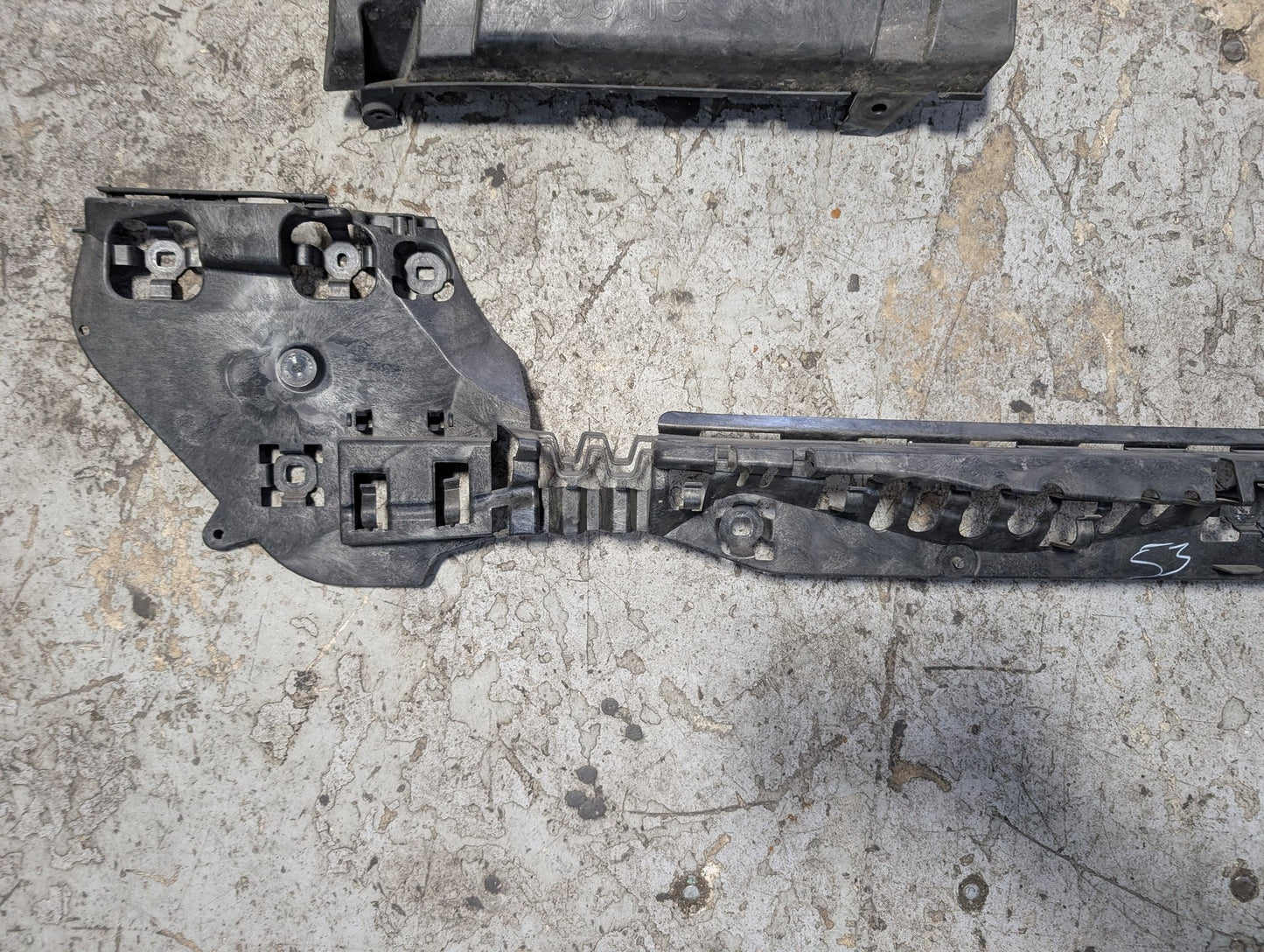 2017-2023 BMW 530i G30 Rear Left Right Center Bumper Support Brackets SET 7387297