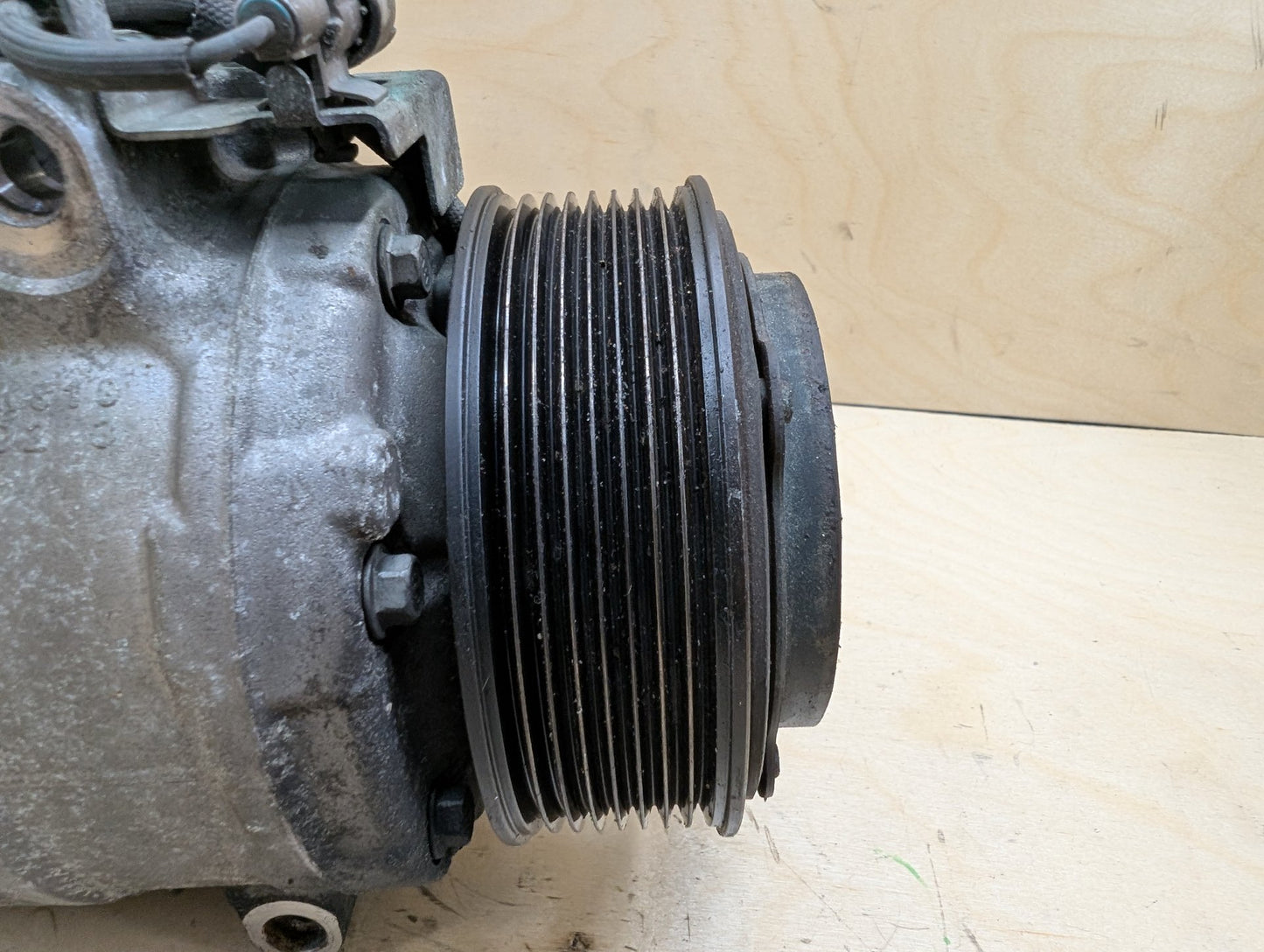 OEM BMW F02 F10 F15 F30 F32 F33 F36 AC Compressor Clutch A/C Pump W/ Pulley N55