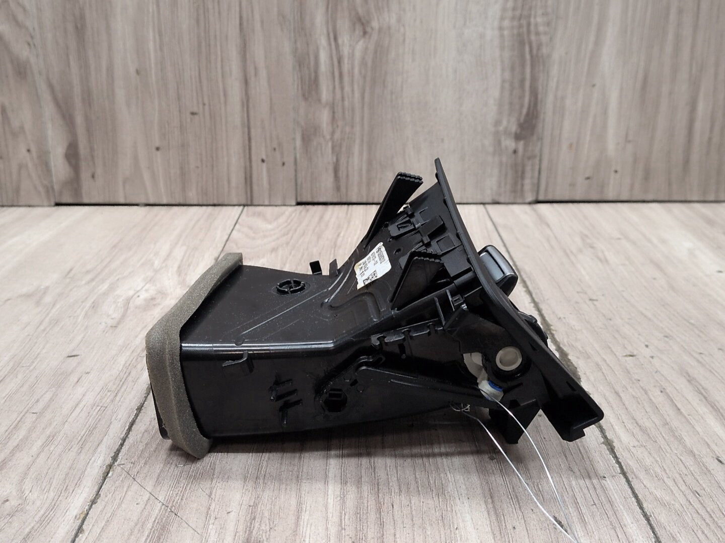 2011 - 2016 BMW 535i F10 Dashboard Dash Board Left Driver Air Vent 9166883 N55B30A
