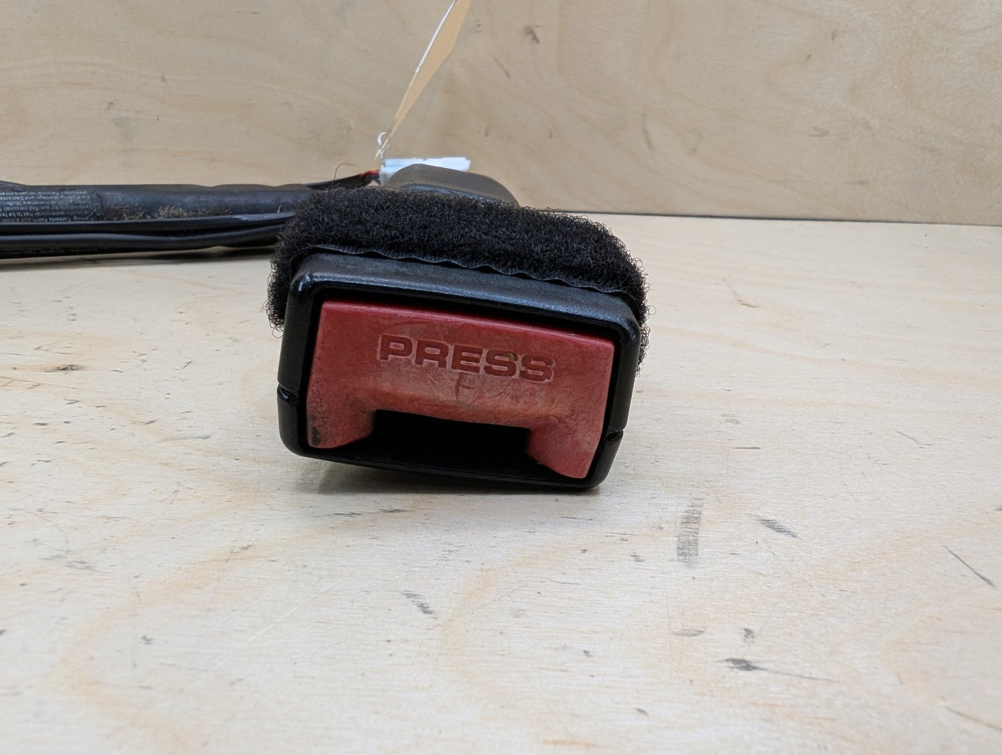 OEM BMW F30 F32 F36 F80 F82 F87 M3 Front Left Driver Seat Belt Buckle Tensioner