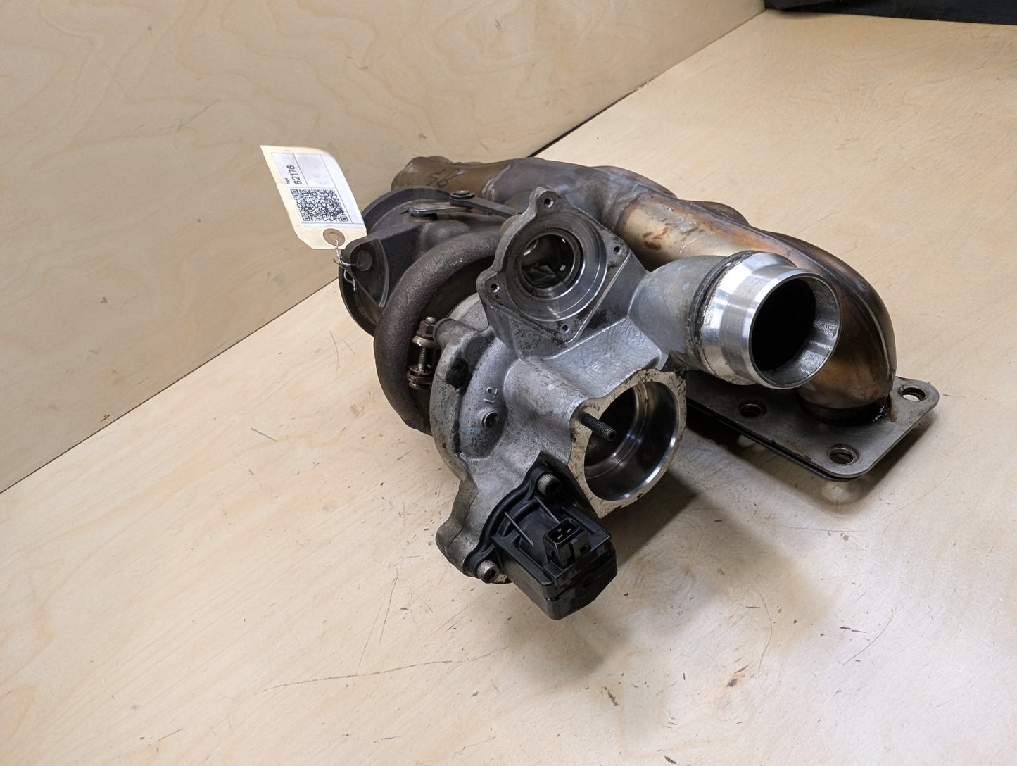 OEM BMW F06 F10 F15 F22 F25 F30 F32 F33 F36 X5 Turbo Charger w/ Manifold N55 EWG
