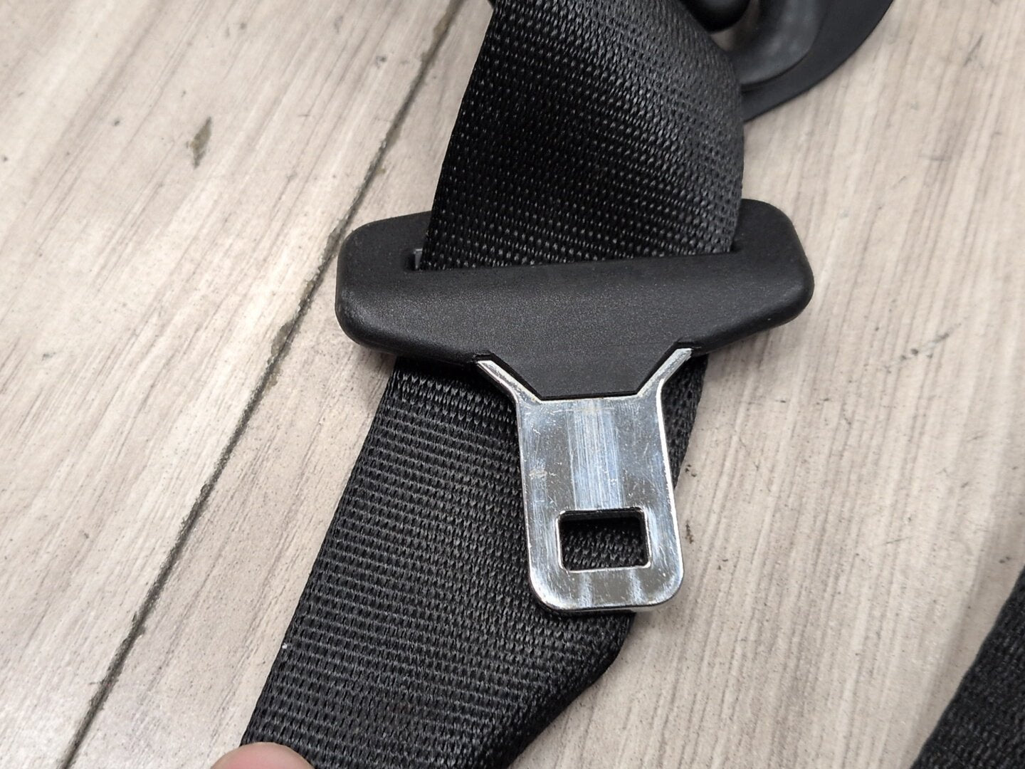OEM BMW F90 G30 530 540 M550 M5 Front Right Passenger Seat Belt Retractor Black