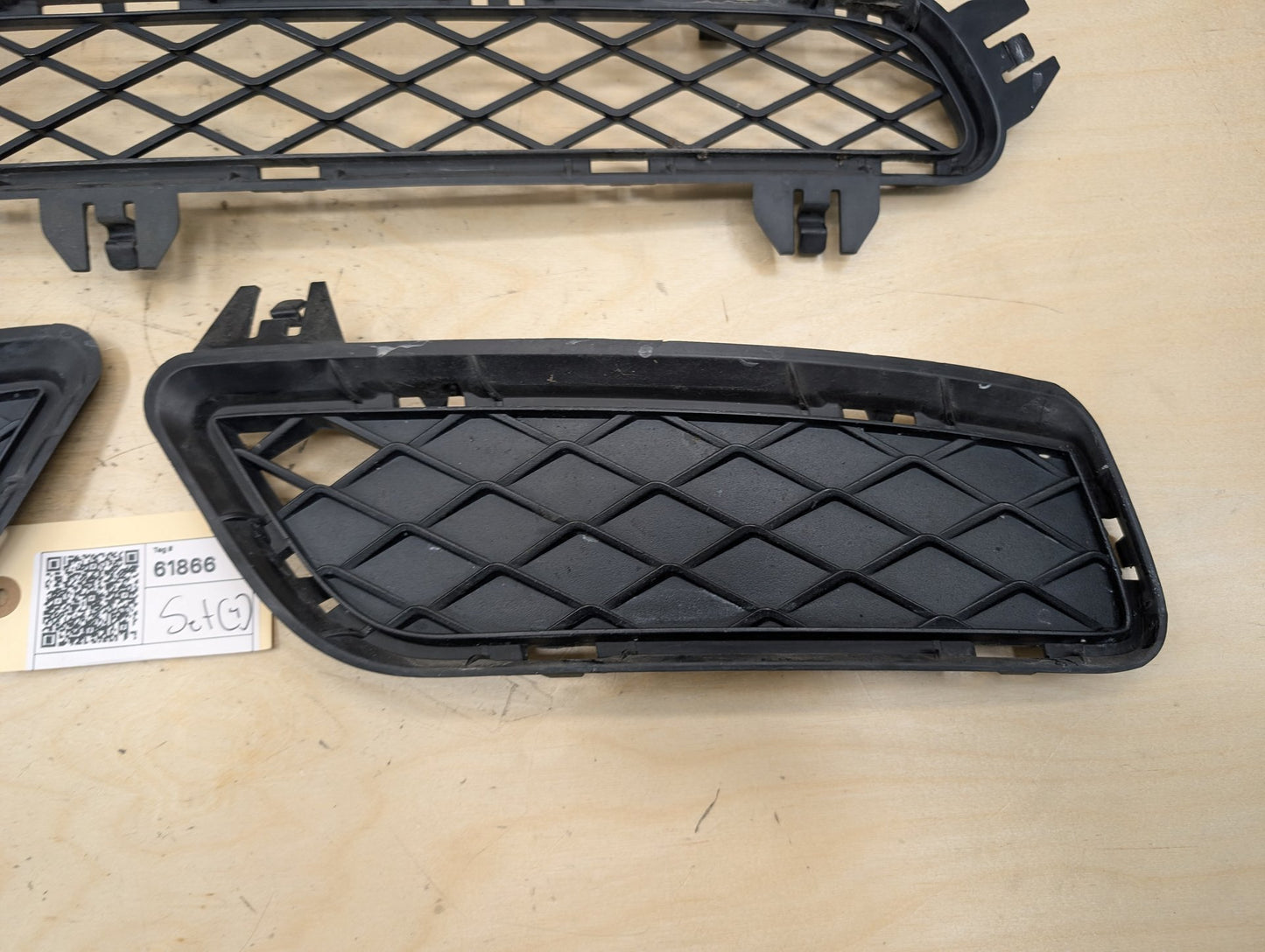 2011-2016 BMW X3 F25 Front Left Right Center Bumper Cover Grilles SET 7210470