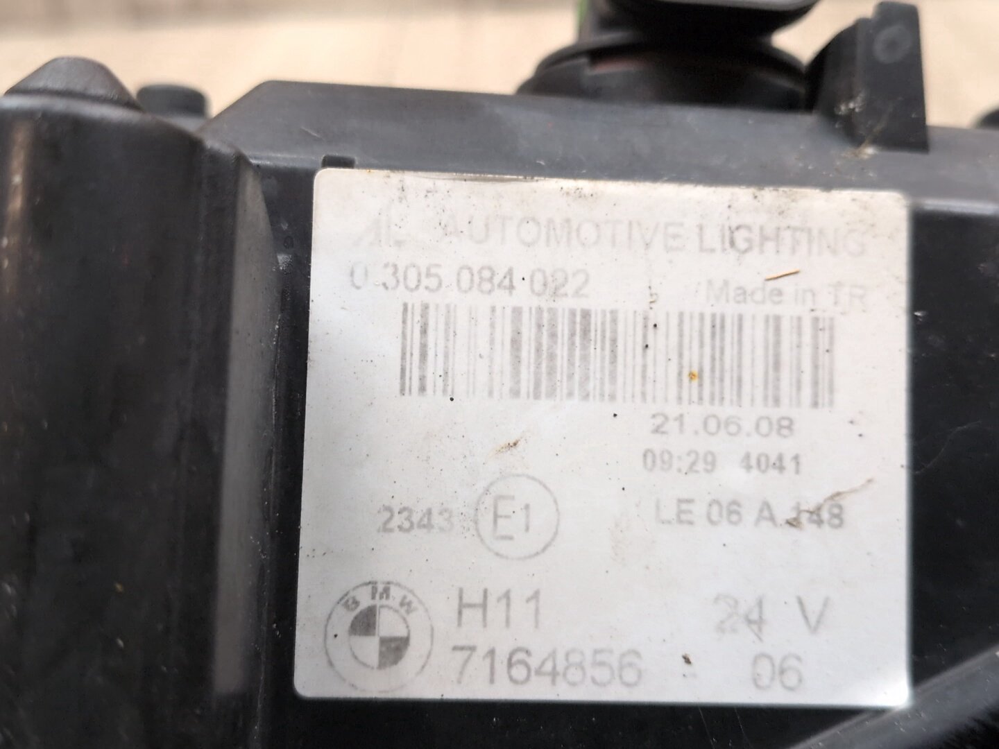 2008-2013 BMW 128i E82 Front Right Passenger Bumper Fog Lamp Light 7164856