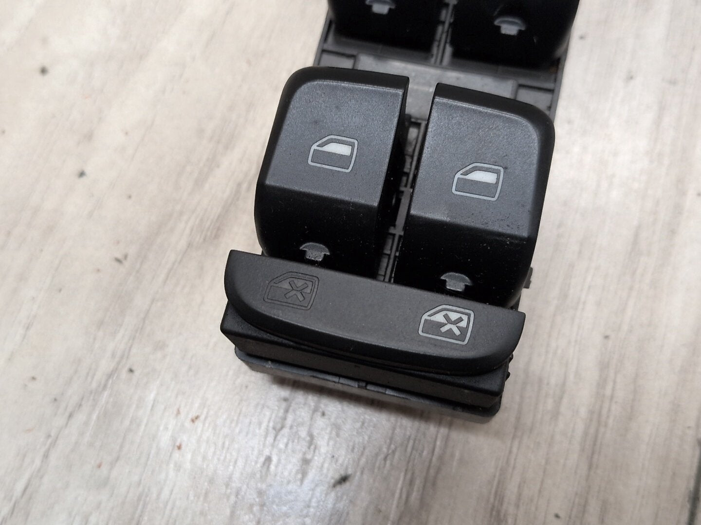 2010-2016 Audi S4 B8 Front Left Driver Door Master Window Switch 8K0959851 OEM