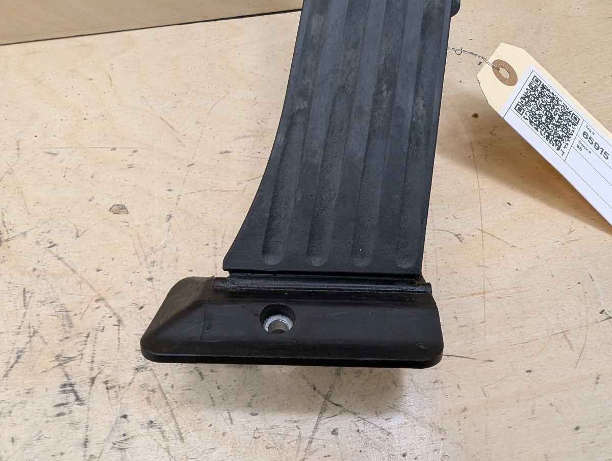 OEM BMW F15 F22 F25 F30 F36 F80 G01 G05 G20 X3 X5 Accelerator Throttle Gas Pedal