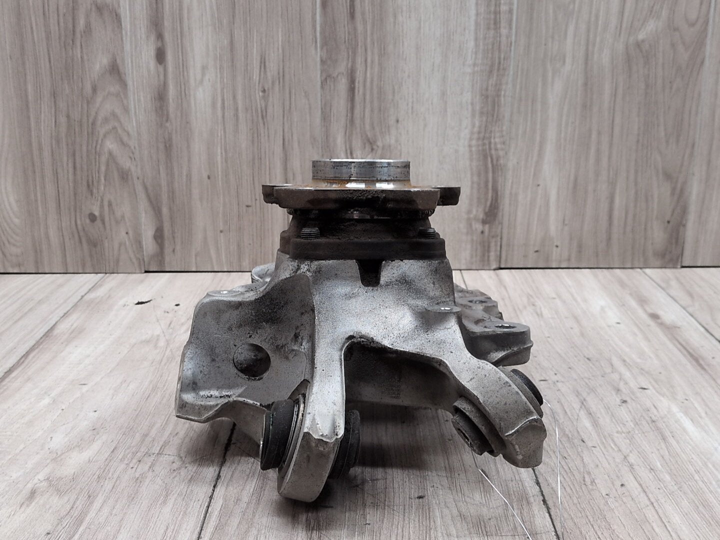 OEM BMW G20 330 M340 REAR Right Passenger Knuckle Wheel Hub Spindle Bearing