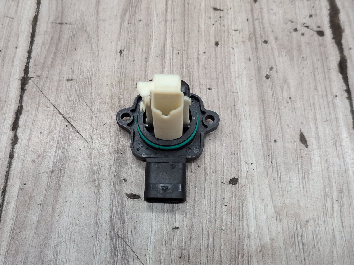 OEM BMW E82 E90 E92 F10 F13 F15 F25 X5 Engine N55 Air Flow Mass MAF Sensor Meter