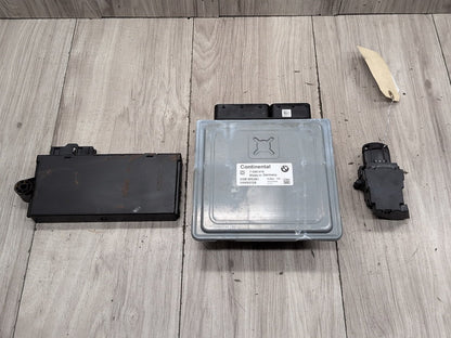 BMW E60 Engine Motor MSD81 ECU DME Computer w/ Cas &amp; Key SET PN: 6954722