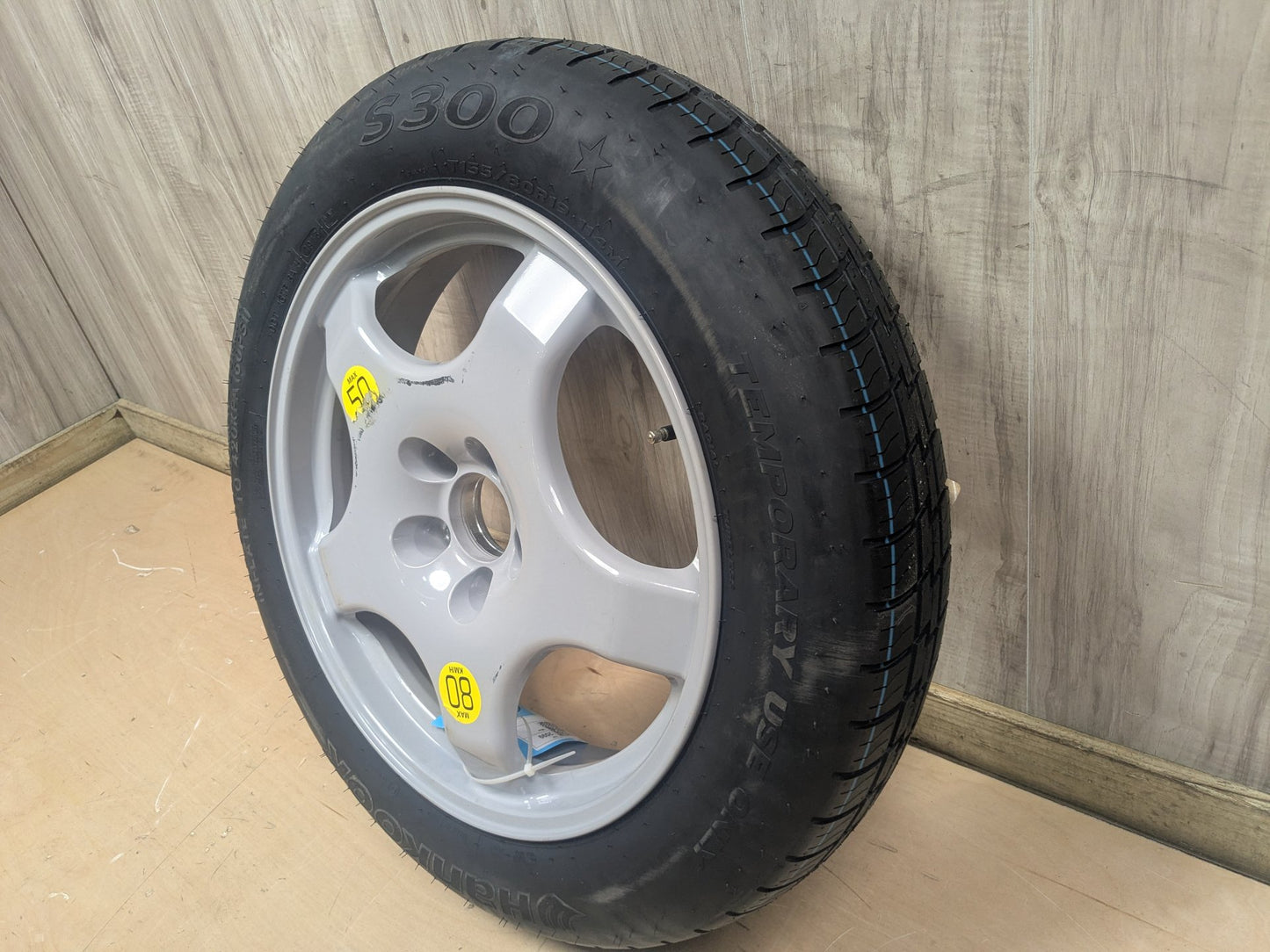 2015 - 2019 BMW X6 F86 Emergency Spare Wheel Rim Tire 6775450 S63B44T2