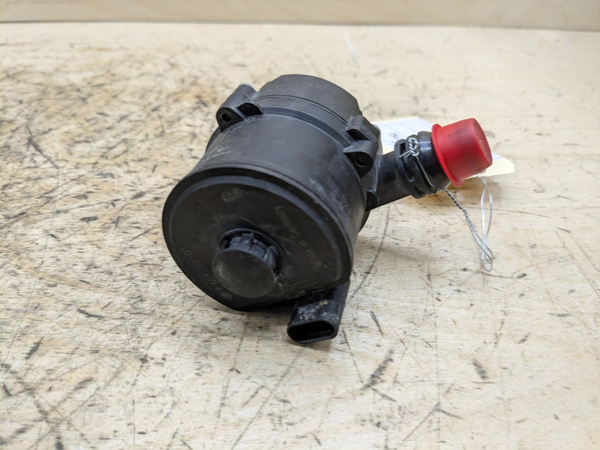 16-19 OEM BMW G11 G12 G30 M550 750 M760 Auxiliary Electric Coolant Water Pump