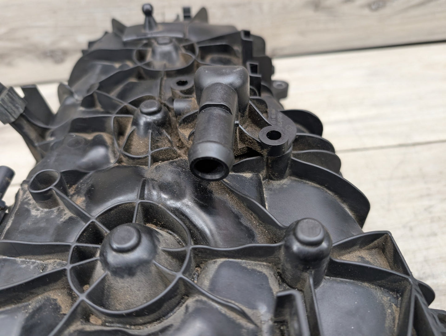 OEM BMW G01 G20 G26 G30 230 330 430 530 X3 Engine B46 Intake Manifold 8647975