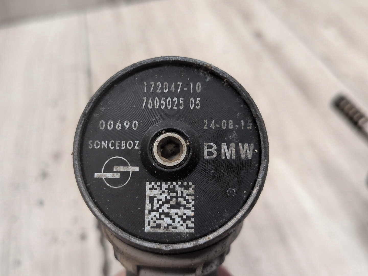 OEM BMW F06 F10 F13 F15 F85 X5 Engine N63 S63 Cylinder Head VVT Timing Actuator