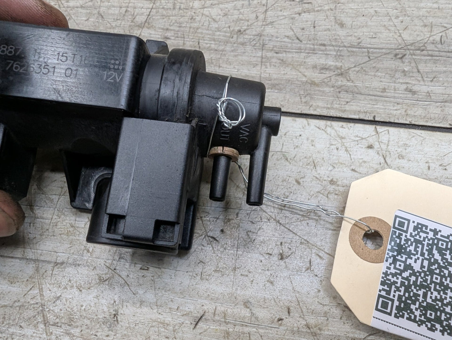 2014 - 2018 BMW X5 F15 Turbo Boost Pressure Solenoid Valve 7626351 N63B44O1
