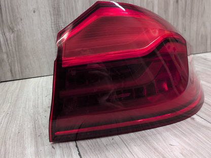 17-20 OEM BMW F90 G30 530 540 M550 M5 Rear Passenger Side Outer Tail Light
