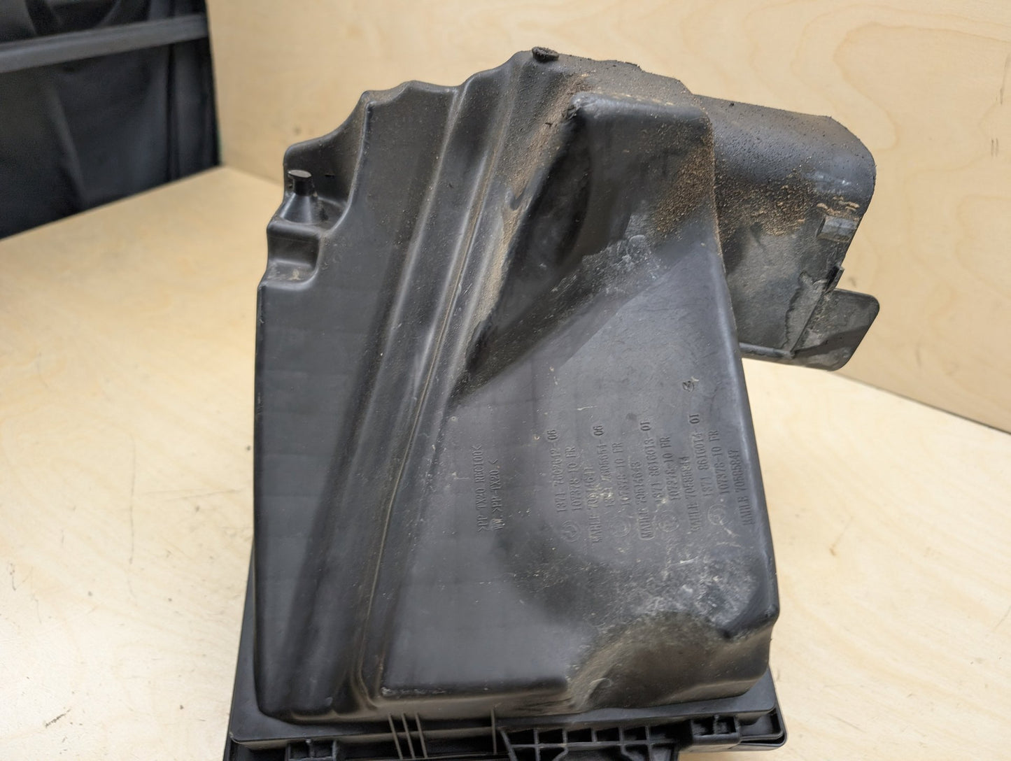 OEM BMW F22 F23 F30 F32 F33 F36 Engine N55 Air Box Filter Cleaner Intake Housing
