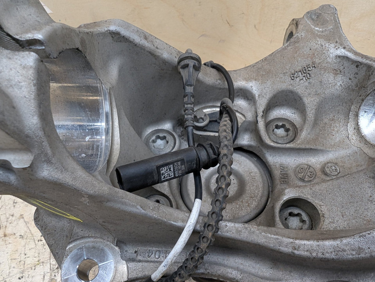 2019-2026 BMW 330i G20 RWD Front Left Driver Spindle Knuckle w/ Bearing 6878609