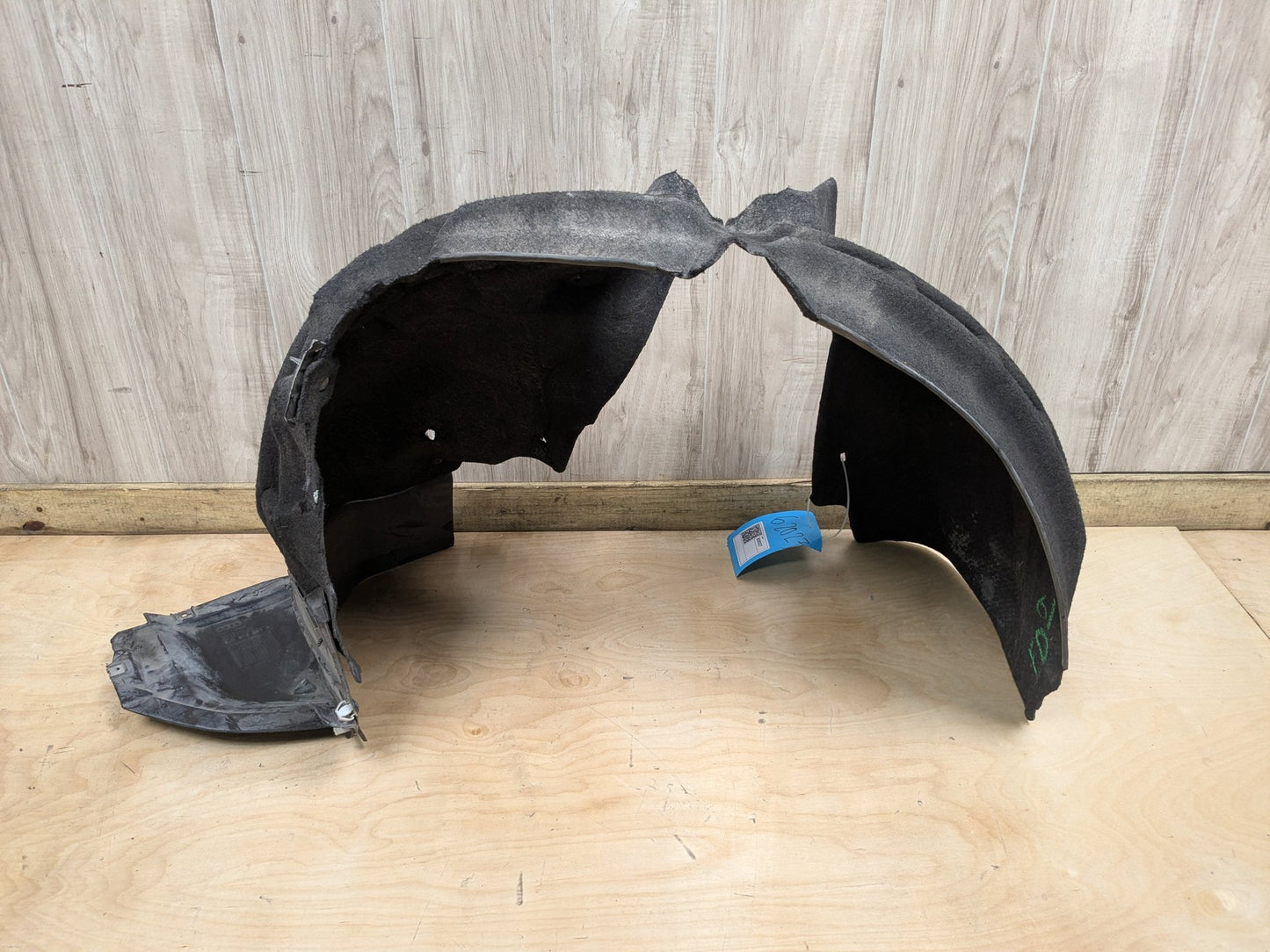 2015-2018 Audi Q3 8U Front Left Driver Wheel Fender Liner Splash Guard 8U0853887