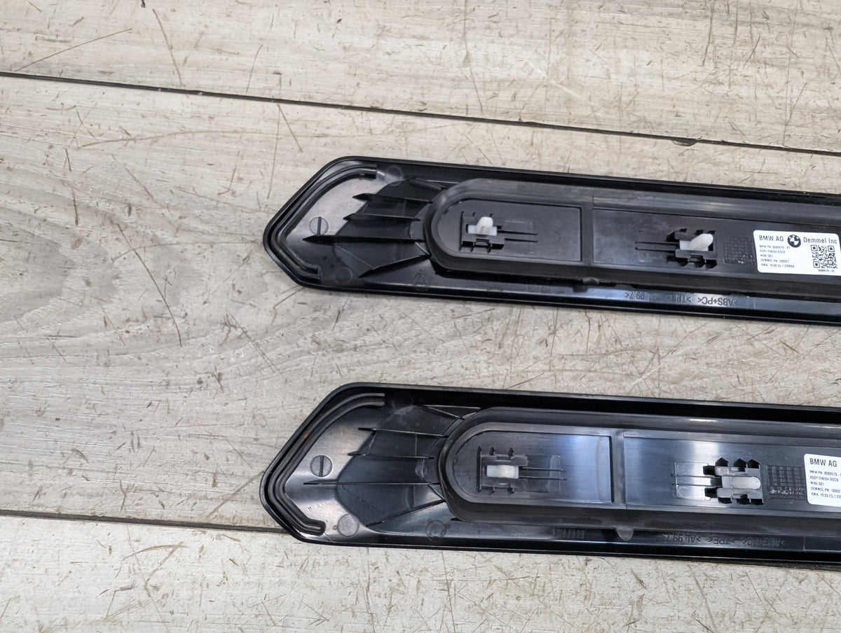 18-21 OEM BMW G01 G02 M40i X3 X4 Front Right Left Door Sills Cover Trim Pair