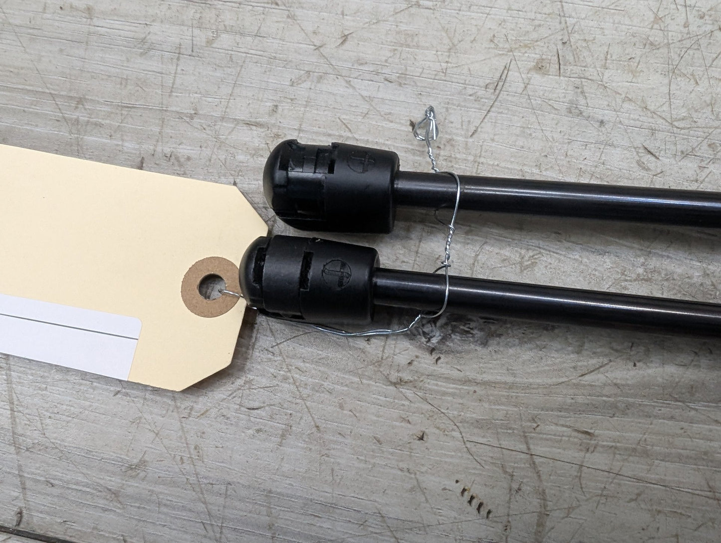 2019 - 2026 BMW X5 G05 Rear Left Right Liftgate Trunk Lid Strut Shock Supports SET 7418188 B58B30M1