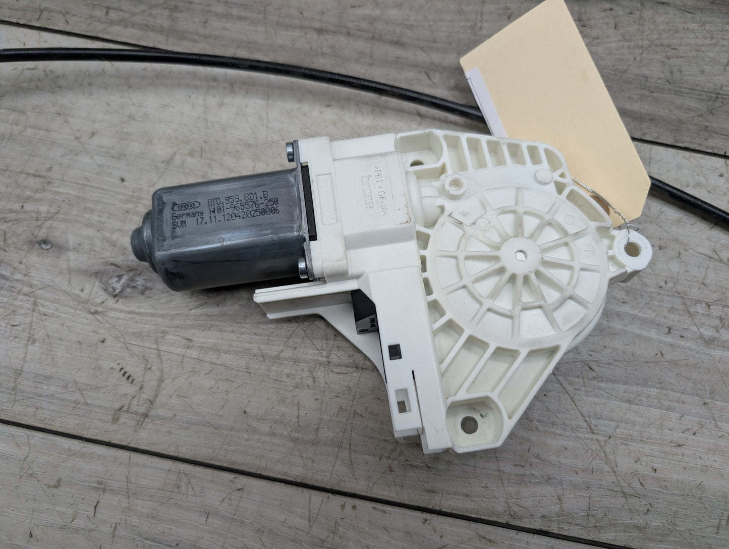 2008 - 2017 Audi S5 8T Front Left Driver Door Window Glass Regulator w/ Motor 8F0837461C