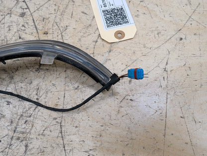 2010-2017 BMW 535i GT xDrive F07 Front Right Passenger Turn Signal Light Indicator 7308536 OEM