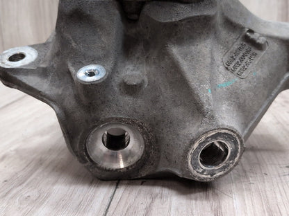 2018-2020 BMW X3 G01 Front Right Passenger Spindle Knuckle w/ Bearing 6882598