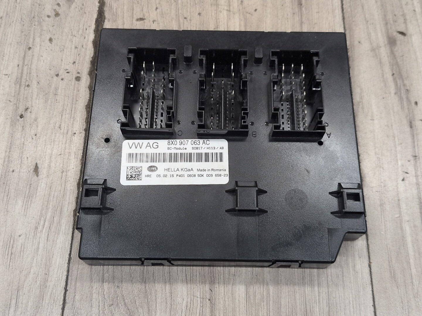 2015-2018 Audi Q3 8U BCM Body Control Module 8X0907063AC