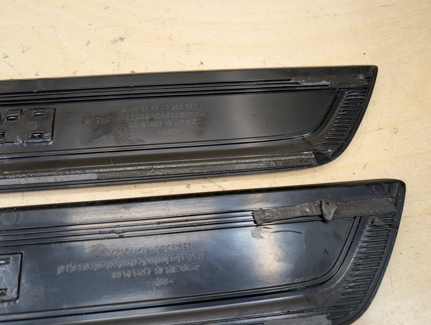2011-2016 BMW X3 F25 Front Left Right Scuff Plate Door Sill SET 7205597