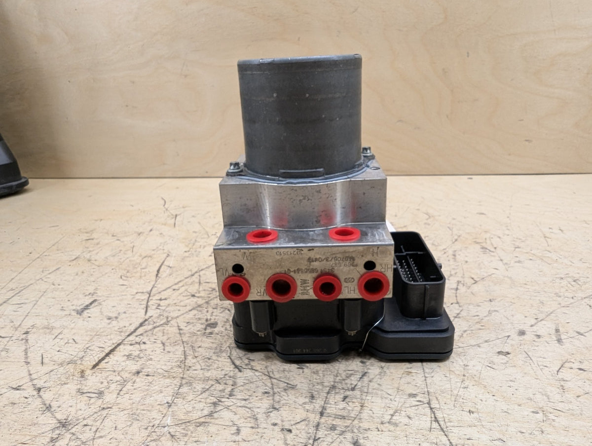 2010-2017 BMW 535i GT xDrive F07 ABS Pump Module 6856841 OEM