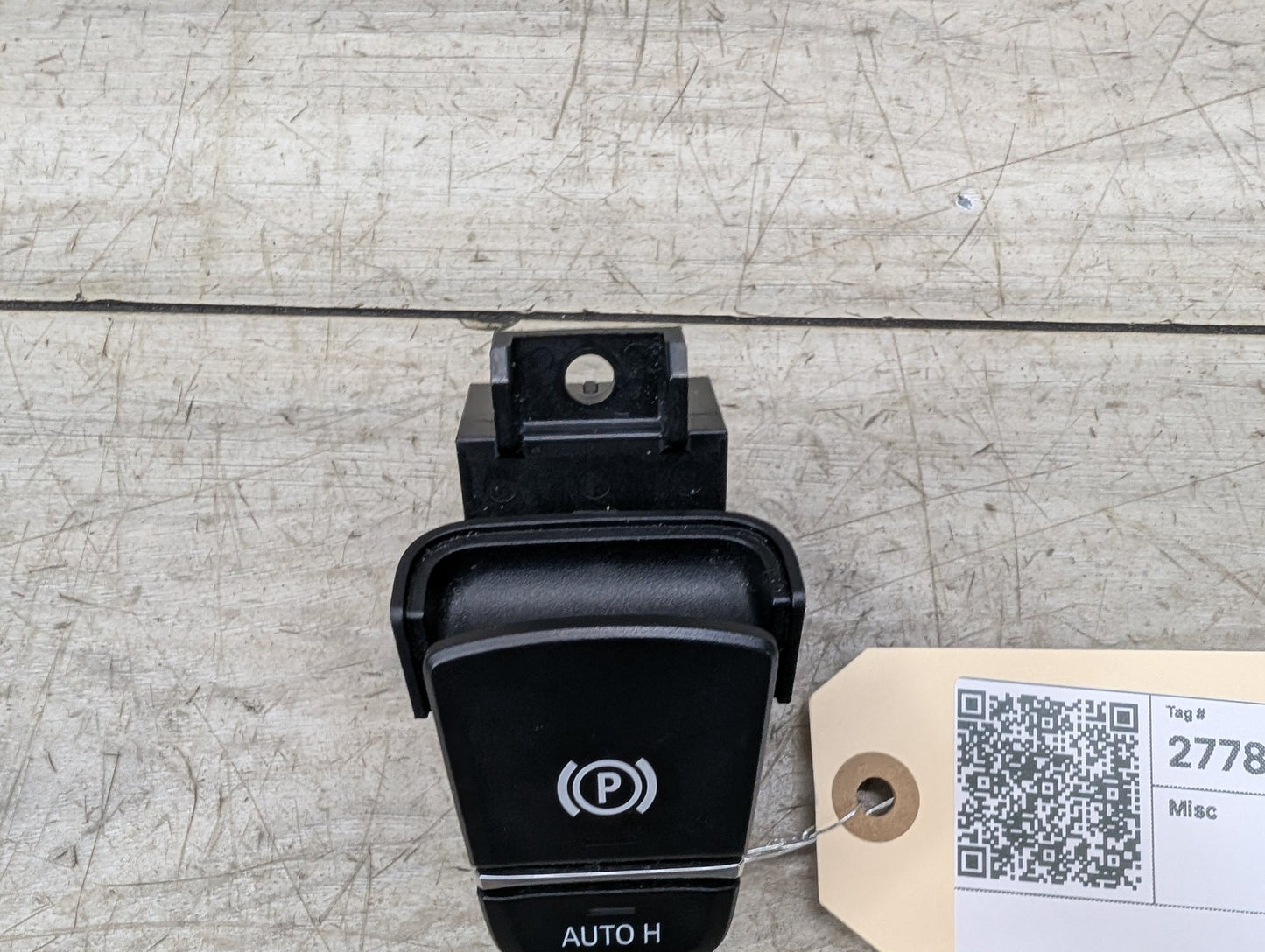 OEM BMW F90 M5 G30 G01 X3 G02 X4 F97 F98 Parking Brake Auto Hold Switch BLACK