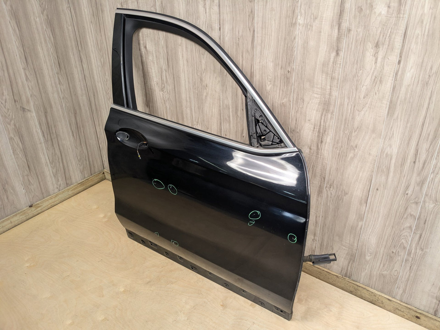18-24 OEM BMW F97 G01 X3 X3M Front Right Passenger Door Shell Panel Black 668