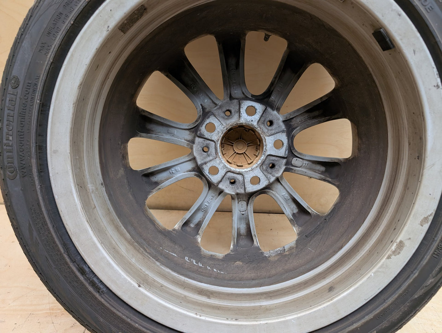 06-13 OEM BMW E90 E92 E93 328 335 Wheel Rim 17x8 ET34 V-Spoke Style 285